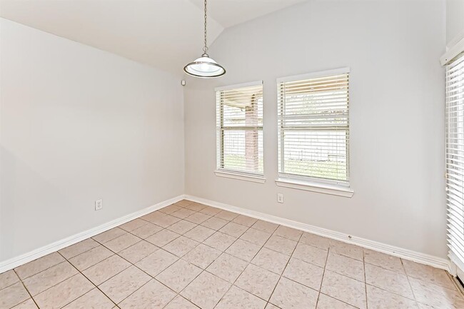 Building Photo - 25206 Piney Heights Ln