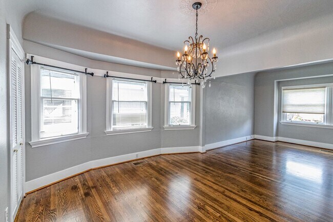 Foto del edificio - 832 Oak St