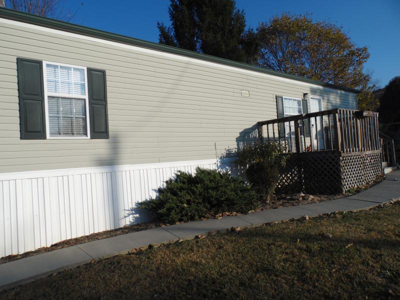 Primary Photo - 4304 Meadows Town Rd