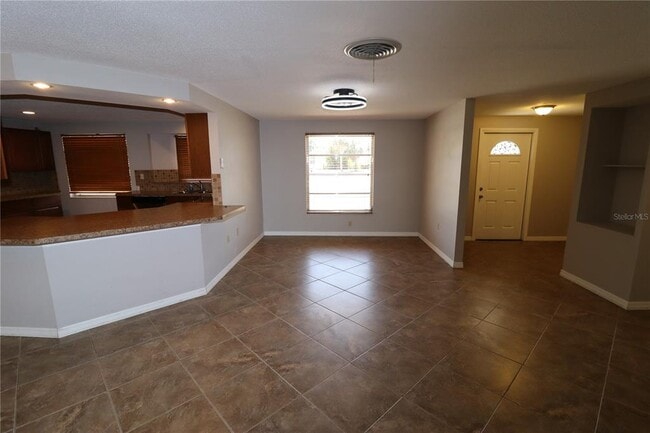 Building Photo - 5182 Wilton Ct