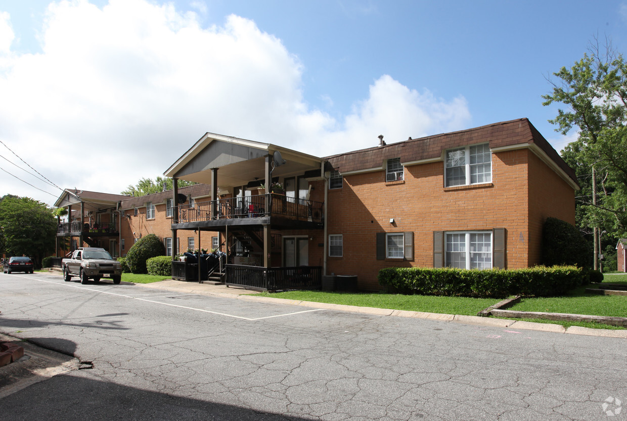 North Cliff Valley Apartments - 1344 N Cliff Valley Way NE Atlanta, GA ...