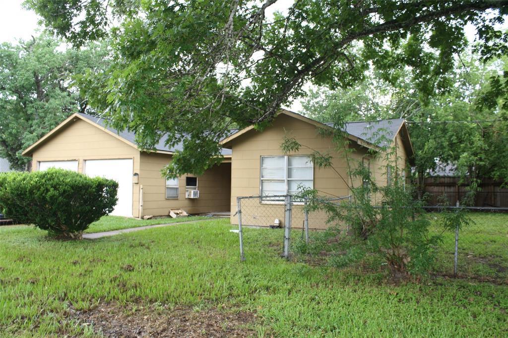 Foto principal - 1203 Walger Ave