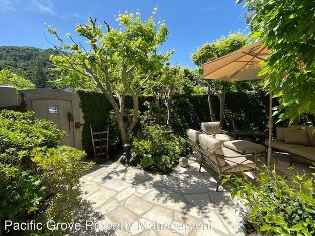 Foto del edificio - 3 br, 3.5 bath House - 9688 Sycamore Court