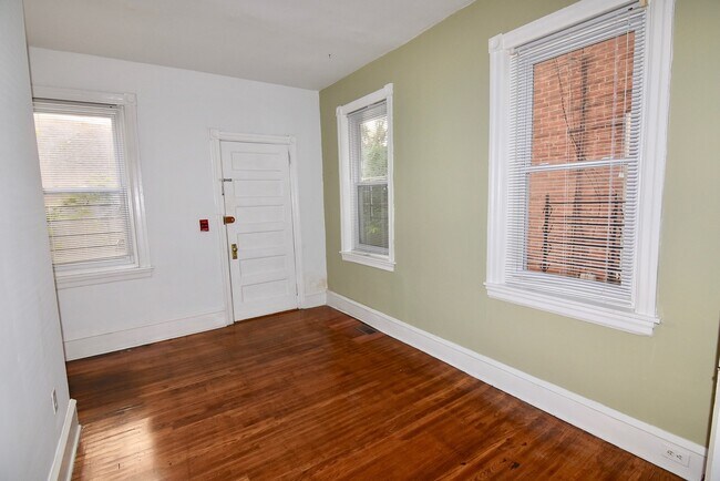Building Photo - 238 S 45th St