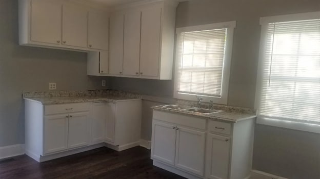 Foto del edificio - Spacious 3 Bedroom Home