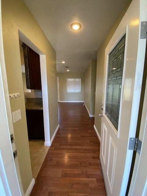 Building Photo - 5525 Los Palos Cir
