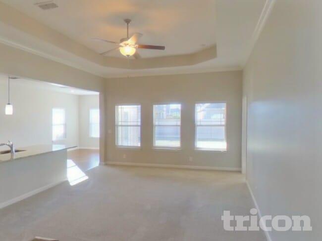 Building Photo - 2004 Kinsale Ave