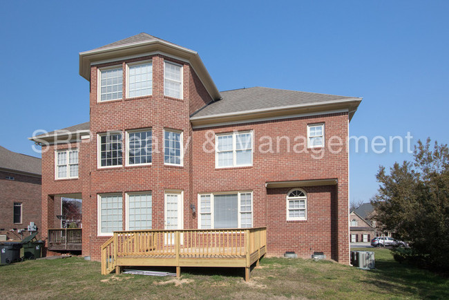 Foto del edificio - Beautiful House in Skybrook Neighborhood !!