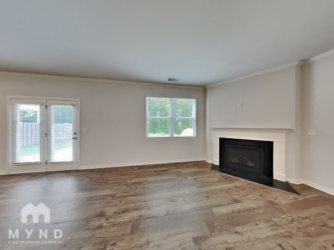 Foto del edificio - 262 Barnwood Ln