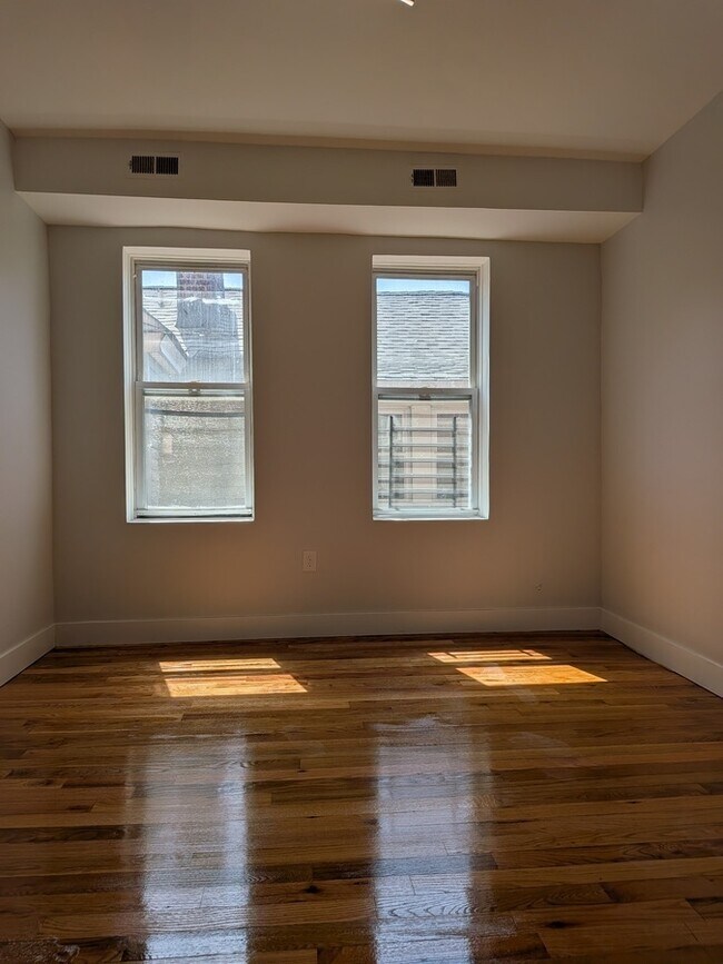 Building Photo - 1422 Springfield Ave