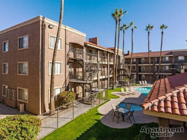 Foto del interior - Tamarak Gardens Apartments