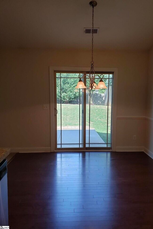 Building Photo - 105 Penrith Ct
