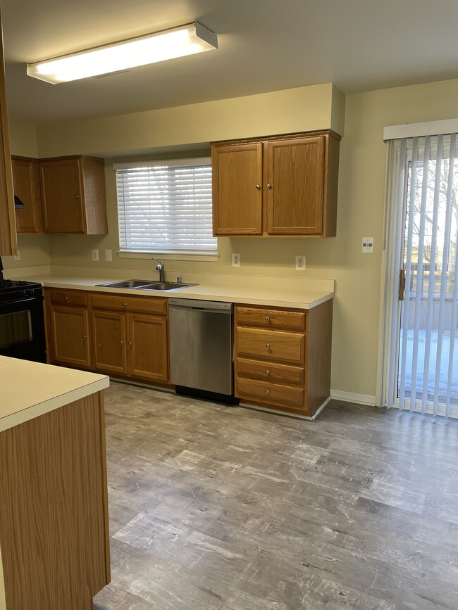 Foto del edificio - 3503 Round Hill Ln