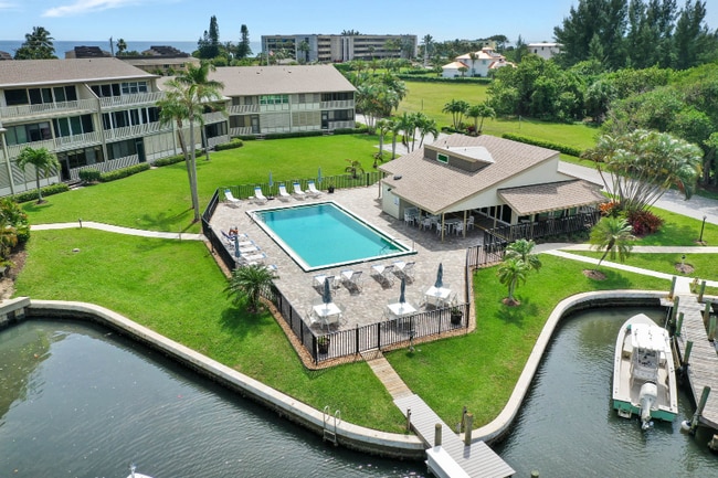 Building Photo - 1456 NE Ocean Blvd