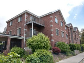 Building Photo - 325 W 700 N