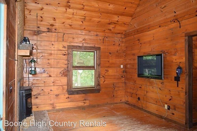 166 Trinity Ridge Ln Banner Elk Nc 28604 House For Rent In