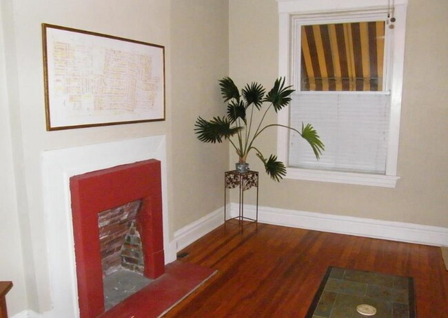 Foto del edificio - 2309 Arsenal St