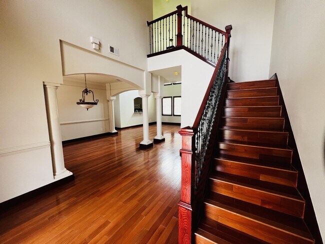 Photo - 2831 Paige Dr House