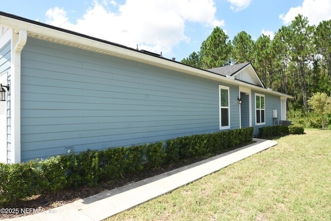 Building Photo - 172 Charlie Way