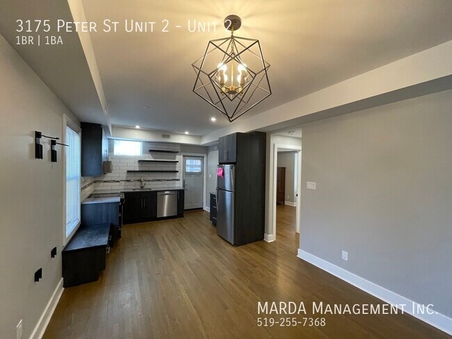 Photo du bâtiment - BEAUTIFULLY RENOVATED 1 BED/1BATH UNIT IN SANDWICH! + HYDRO & GAS!