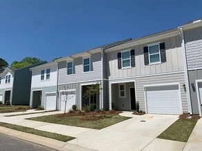 Building Photo - 521 Campeche Dr