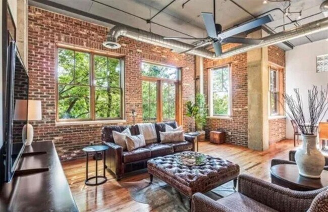 Foto del edificio - 3235 Roswell Rd NE