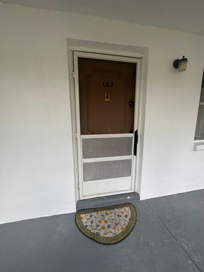 Foto del edificio - AVAILABLE NOW! 55+ Community at Marilyn Pi...