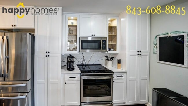 Building Photo - 2/2 Fully Furnished condo in The Meridian in Mount Pleasant!