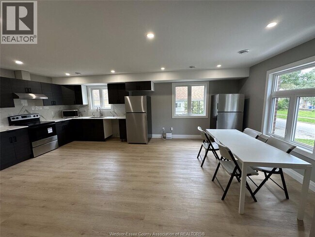 Photo du bâtiment - 757 Randolph Ave