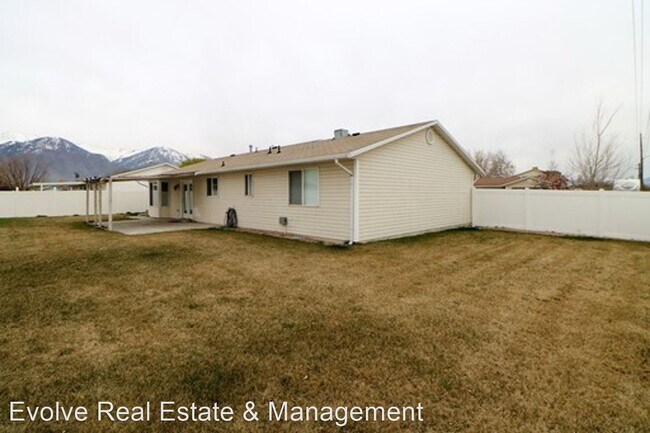 Building Photo - 3 br, 2 bath House - 2968 W 820 N