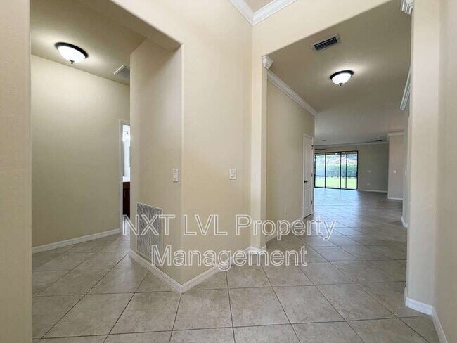 Foto del edificio - 9453 River Otter Dr