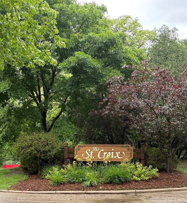 Entry Sign - St. Croix Apartments