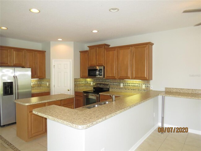 Building Photo - 10014 Smarty Jones Dr