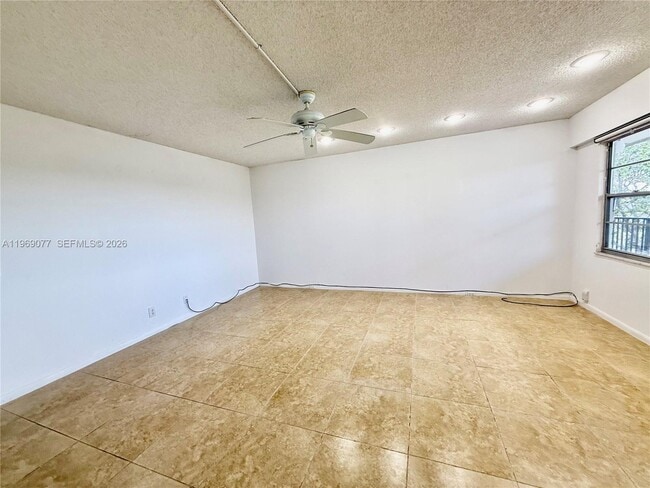 Building Photo - 13255 SW 9th Ct