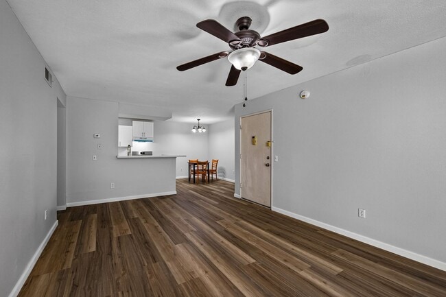 Building Photo - 2 Bedroom Condo in Loma Linda