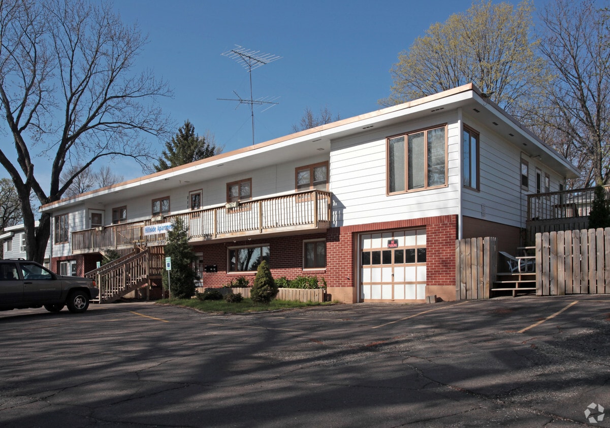 Building Photo - Hillside Apartments