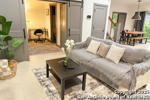 Foto del edificio - 122 Applin Ave