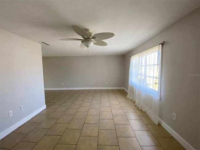 Foto del edificio - 19155 Waterbury Ct