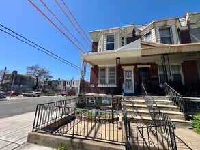Building Photo - 1500 N Frazier St