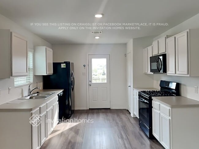 Building Photo - 5924 Rimini Landing Ln