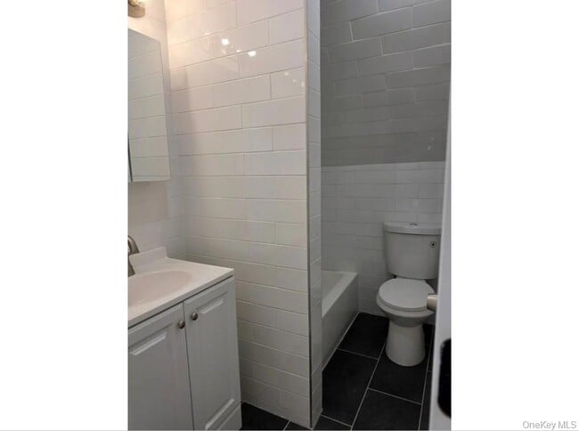 Building Photo - 534 NY-32