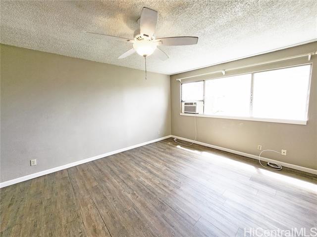 Building Photo - 350 Aoloa St