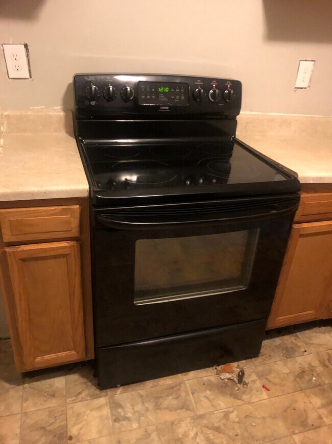 Building Photo - 2445 Washington Blvd