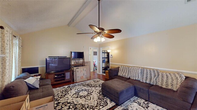 Foto del edificio - 349 N Northington St