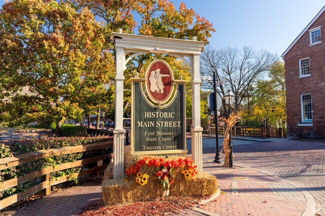 Old Town Saint Charles draws residents from across Saint Louis to its historic streets.