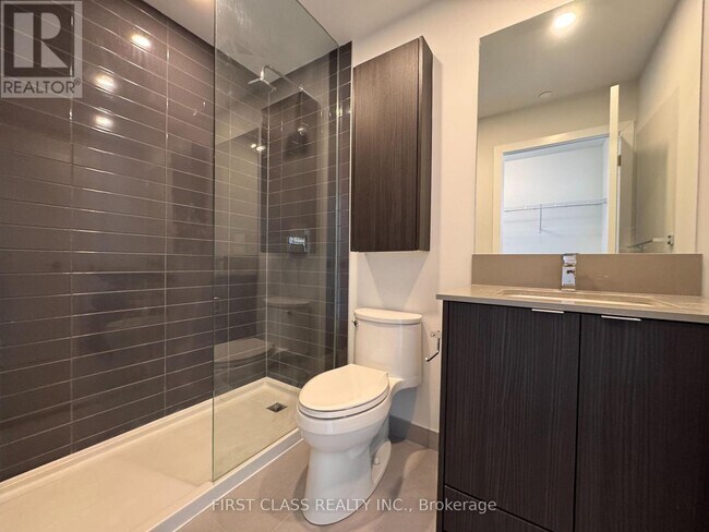Building Photo - 4130-4130 Parkside Village Dr