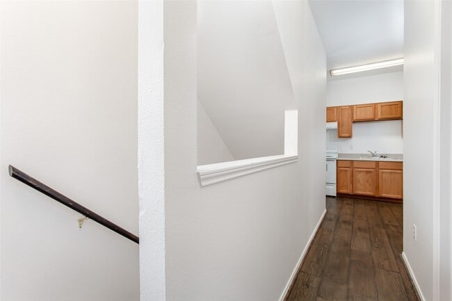 Building Photo - 4717 Virginia Ave