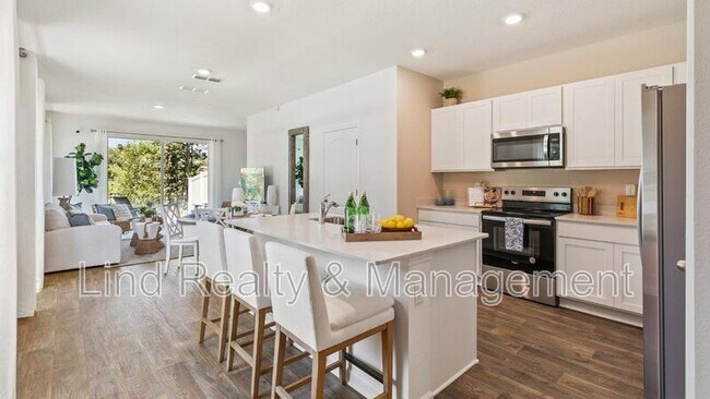 Foto del edificio - 12719 Geronimo Pl