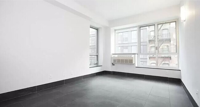 Building Photo - 164 Attorney St