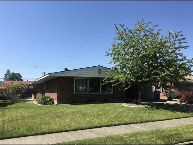 Foto del edificio - 3123 W Bismark Ave